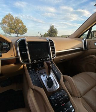 Porsche Cayenne 2012