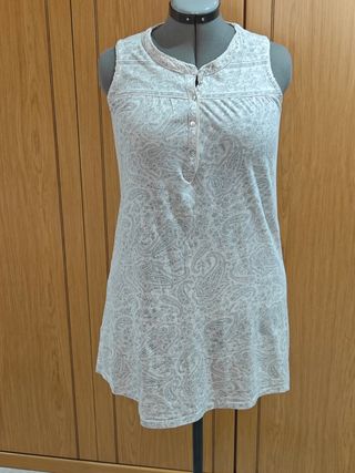 Camisón premamá gris, buen estado