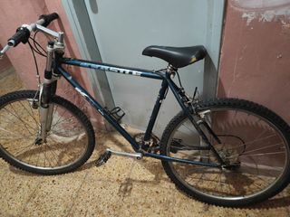 Bicicleta de montaña Kestrel