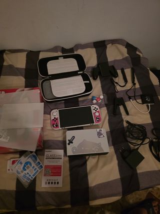 Nintendo Switch OLED + Accessories 
