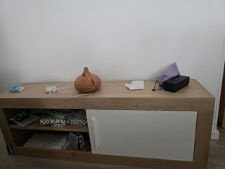 Muebles TV - Salón blanco y madera