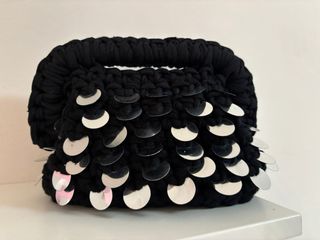 Borsa in fettuccia nera con paillettes