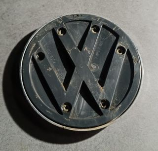 Anagrama original Volkswagen Touareg trasero