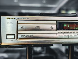 Onkyo R1 reproductor de CD DX-6830