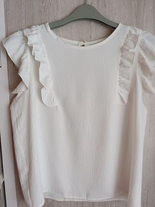 Blusa blanca volantes