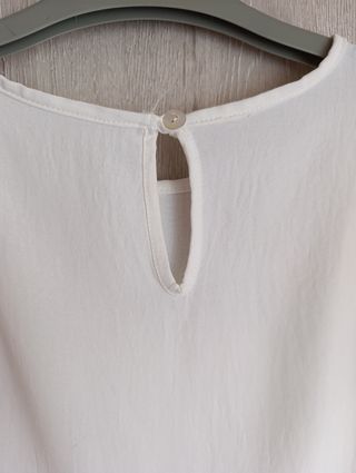 Blusa blanca volantes
