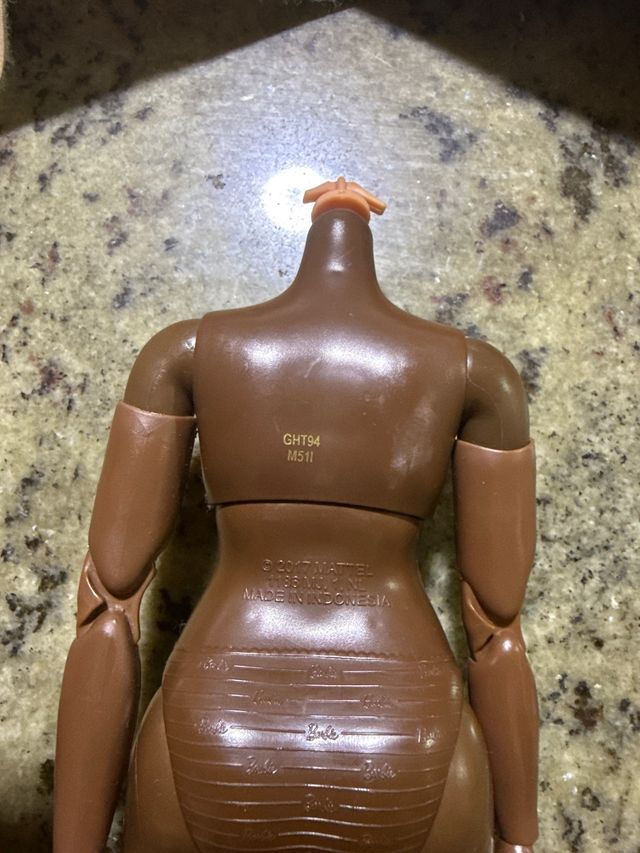 Corpo Barbie Curvy BMR1959