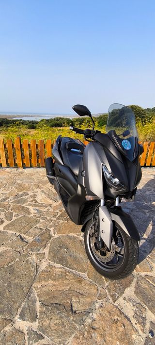 Yamaha XMAX 300 - Scooter
