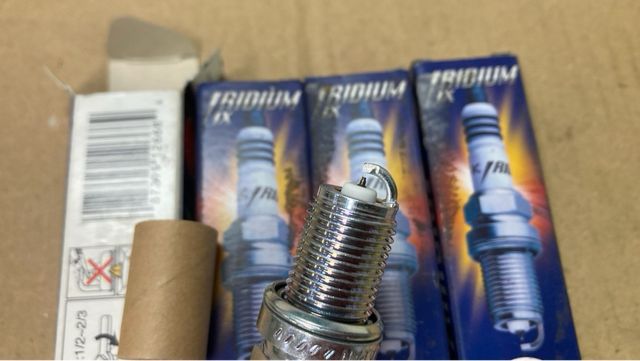 Bujias NGK BKR8EIX 2668 Iridium Iridio