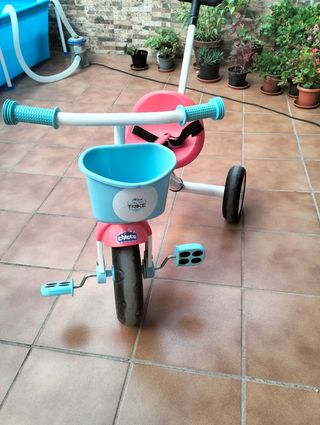 Triciclo Chicco para bebé