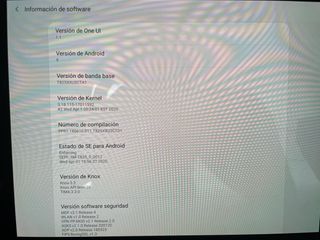 Tablet Samsung con teclado - Gris