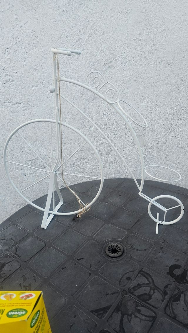 Decoración bici metal blanco