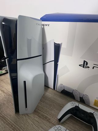 PlayStation 5 Slim 1TB + Mando(s)
