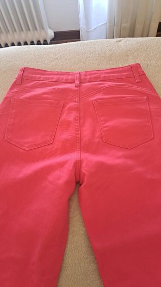 Vaqueros rosa mujer