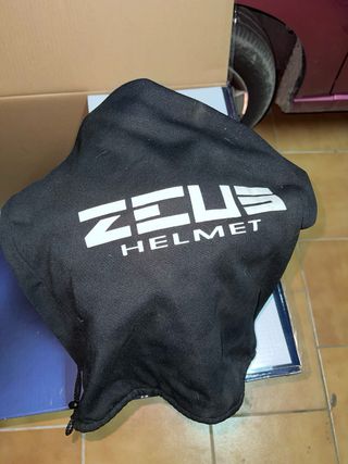 Casco moto Zeus Helmet