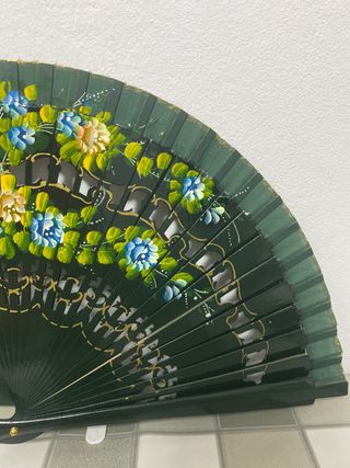 Abanico pintado a mano 