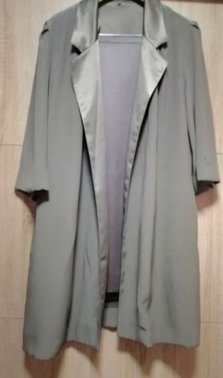 Conjunto seda gris - Chaqueta y Falda