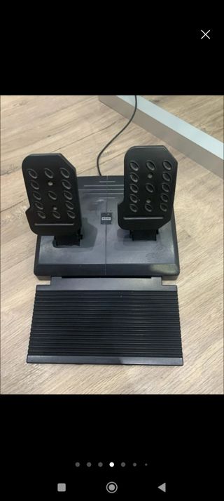 Volante y pedales HORI / RWO para Xbox y PC