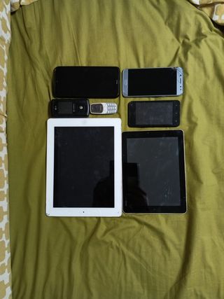 2 tablets + 5 teléfonos - Lote