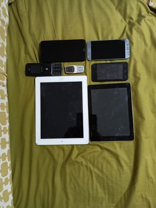 2 tablets + 5 teléfonos - Lote
