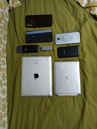 2 tablets + 5 teléfonos - Lote