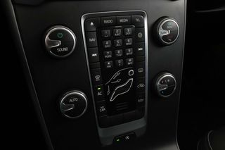 Volvo V40 2.0 D3 Momentum