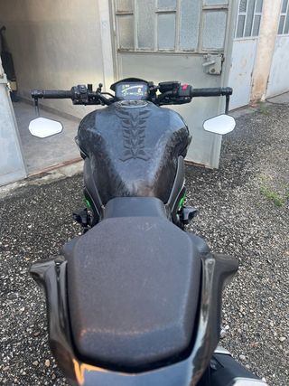 Kawasaki Z900 - Moto Impecable