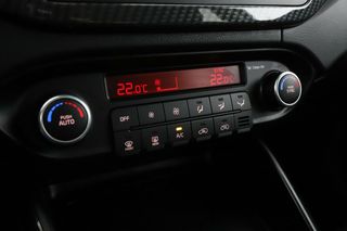 Kia Carens 1.6 GDI Drive