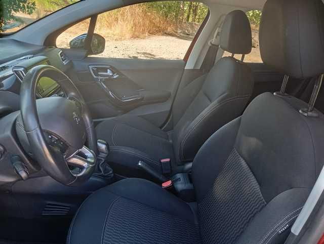 Peugeot 208 PureTech 82 Style 60 kW (82 CV)