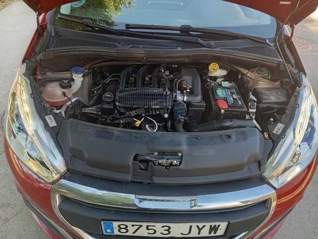Peugeot 208 PureTech 82 Style 60 kW (82 CV)