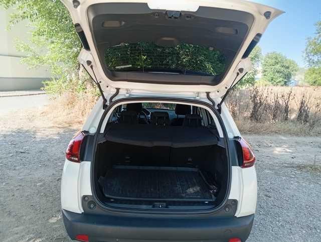Peugeot 2008 PureTech Signature 60 kW (82 CV)