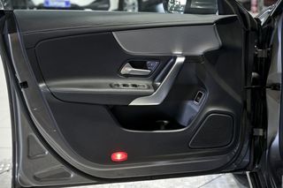 Mercedes CLA MERCEDES-BENZ   200 D DCT 