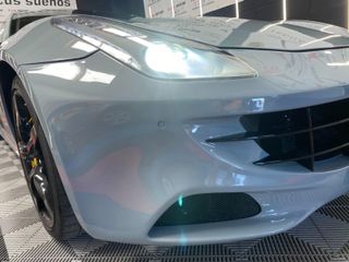 FERRARI FF -