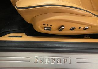 FERRARI FF -