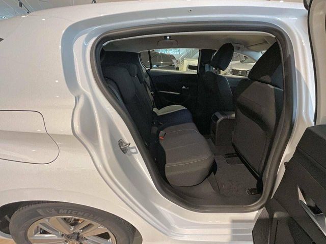 Peugeot 308 5P BlueHDi 130 S&S EAT8 Active