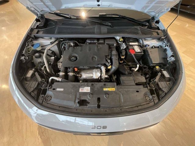 Peugeot 308 5P BlueHDi 130 S&S EAT8 Active