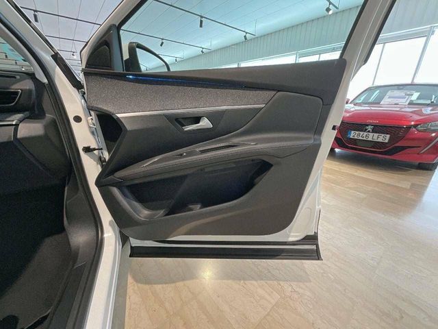 Peugeot 3008 1.2 PURETECH 96KW (130CV) EAT8 Allure