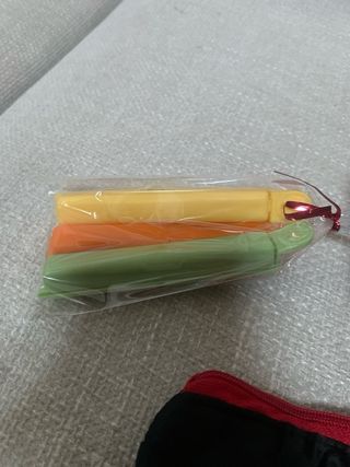 Set da viaggio: ciotola, mollette & portaoggetti