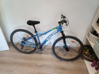 Bicicleta Racer 275 montaña. 29''
Un solo uso.
