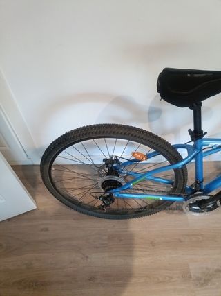 Bicicleta Racer 275 montaña. 29''
Un solo uso.
