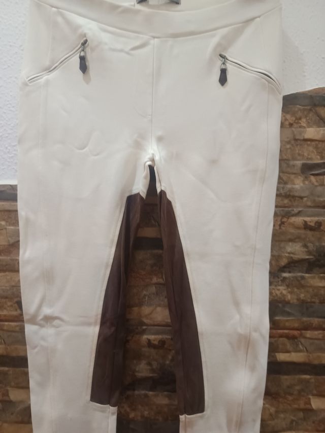 Leggings ecuestres marrones y blancos