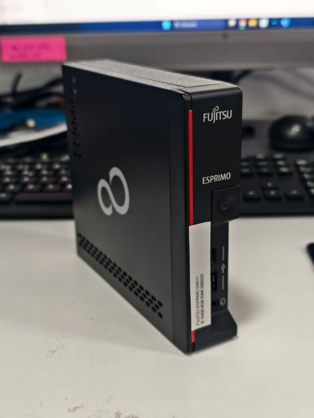 OFERTA!!! - Fujitsu Mini Esprimo G5011 - i5 10400T