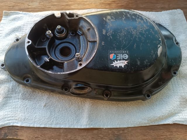 Tapa motor Suzuki GS500 derecha