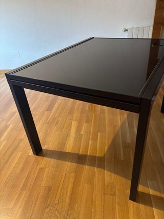 Mesa comedor extensible negra