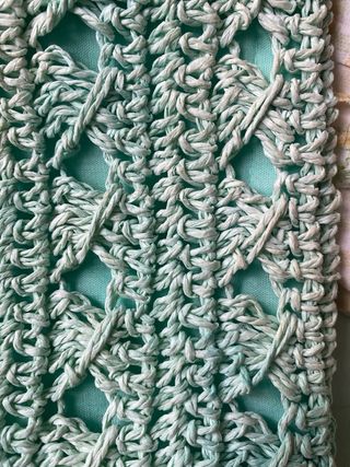 Bolso crochet verde agua
vale para llevar mano -h
