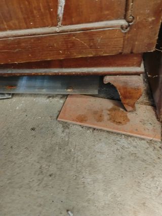 Armario antiguo de madera