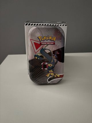 Pokémon Mini Tin - Luce Nera e Fuoco Bianco ITA