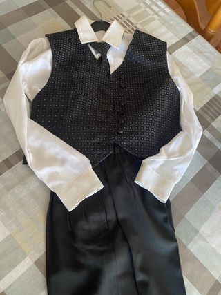 Traje niño SADY (30) - Negro/Blanco