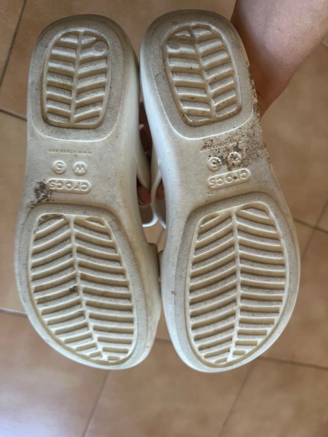 Crocs blancas talla  35