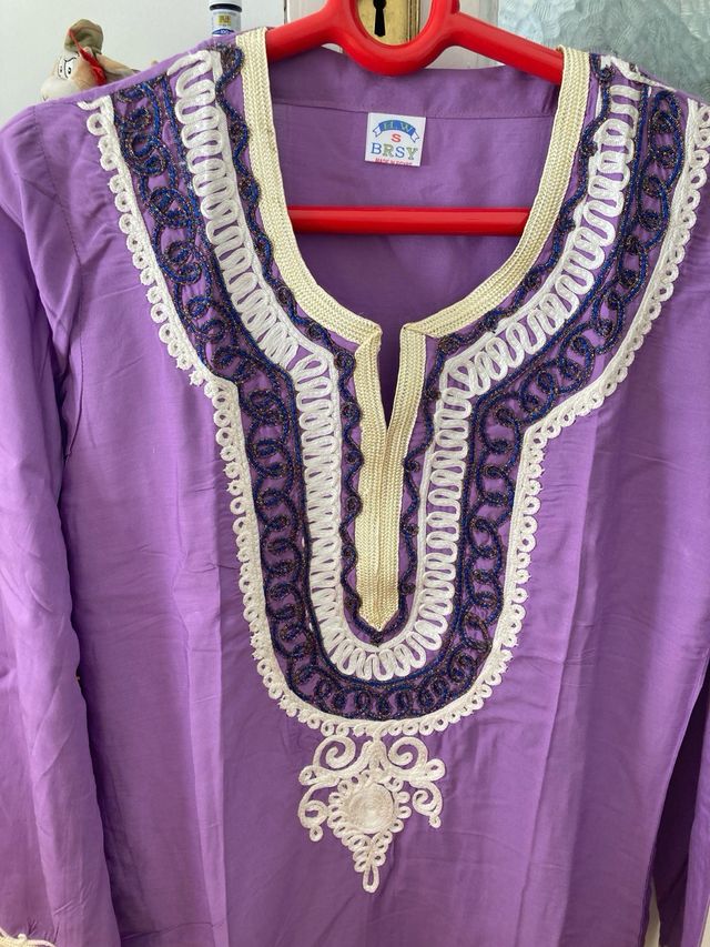 Kaftán Bordado - Morado